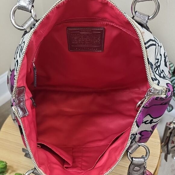 Coach Poppy Floral Graffiti Tote with Matching Wallet - Picture 12 of 16